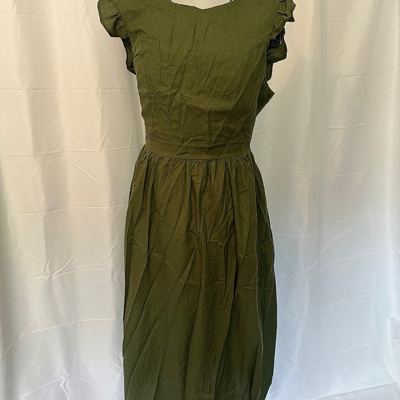 Beautiful dress. New without tags. Never worn - Picture 7 of 7